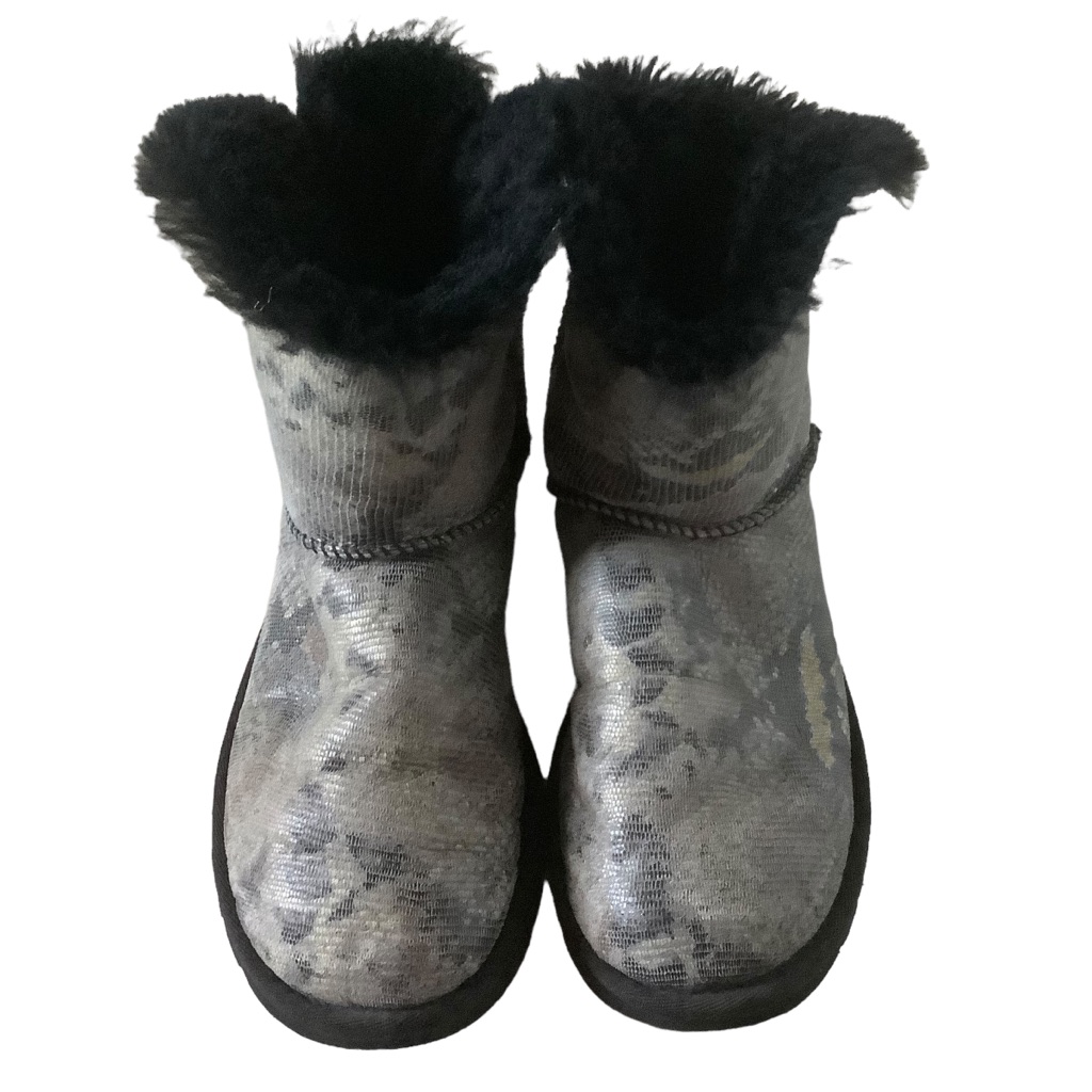 Women’s Ugg Boots Size 6 Mini Bailey Bow Snake Print Sheepskin Casual Boots